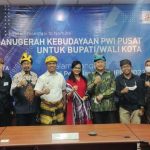Presentase di PWI, La Bakry Sebut Kearifan Lokal Budaya Buton Melawan Corona