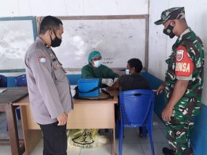 Kodim gelar vaksin di Bombana dan Buteng
