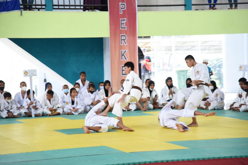124 Kenshi Berebut Medali pada Open Turnamen Kejuaraan Shorinji Kempo Dojo Sultra 2021