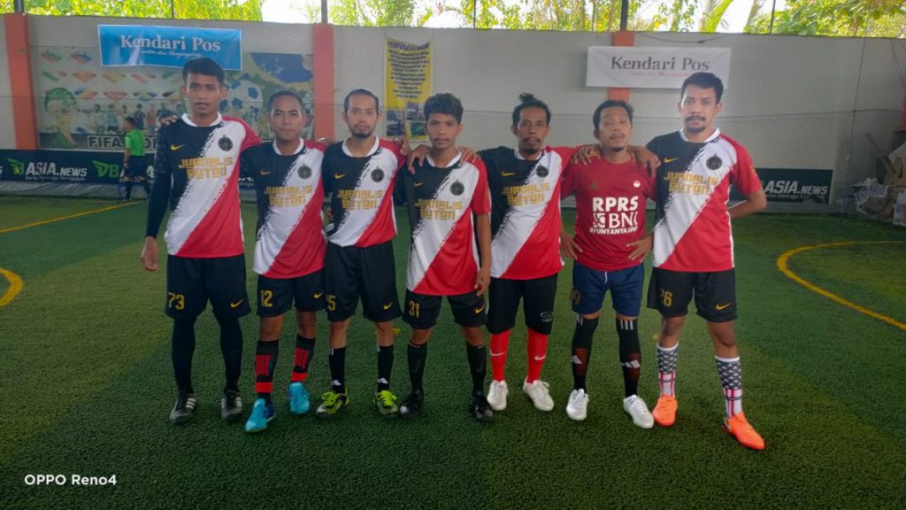 Libas TVRI, Jurnalis Buton lolos 8 Besar