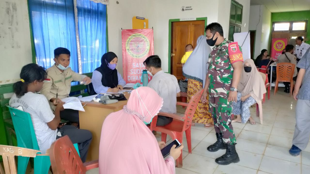 Kodim 1413 Buton Selalu Berikan Pendampingan Vaksinasi Covid 19