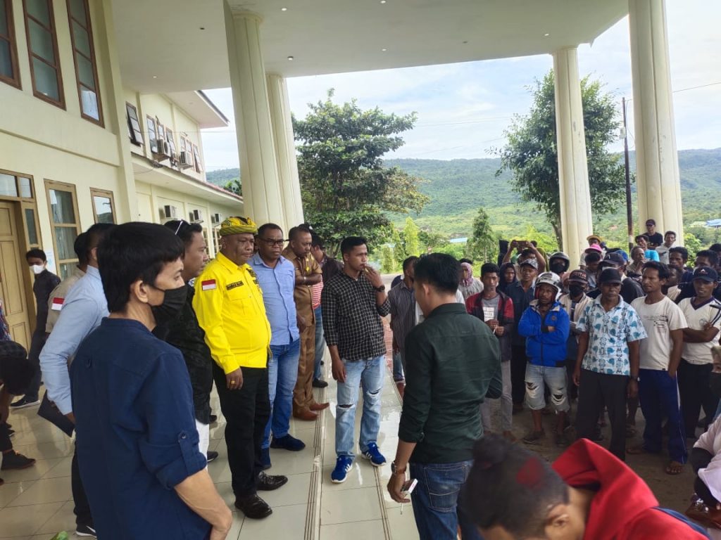 Warga Minta Bupati Buton Sikapi Polemik Pilkades di Desa Holimombo Jaya