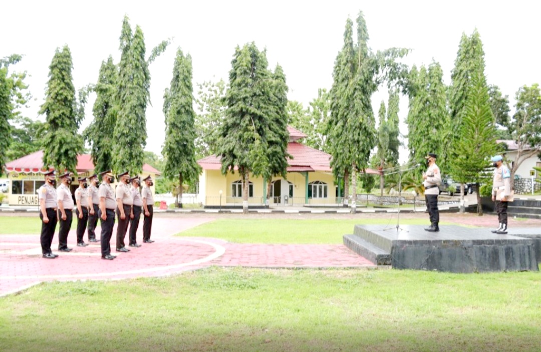 Kapolres Buton Pimpin Korp Kenaikan Pangkat 45 Personel