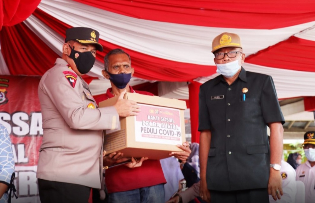 Kapolda Sultra Tinjau Langsung Pelaksanaan Vaksinasi di Kabupaten Buton