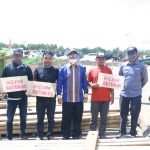 Bantu Tingkatkan Pendapatan Nelayan, Bupati Serahkan Bantuan Rumpon Laut Dalam