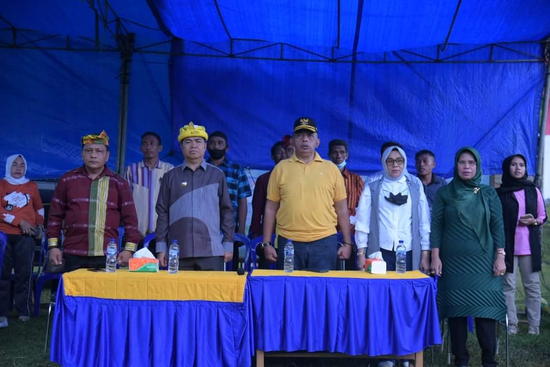 Bupati Buton Buka Turnamen Futsal di Kamaru