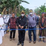 Bupati Buton Resmikan Jalan Penghubung Talaga Baru dan Bonelalo