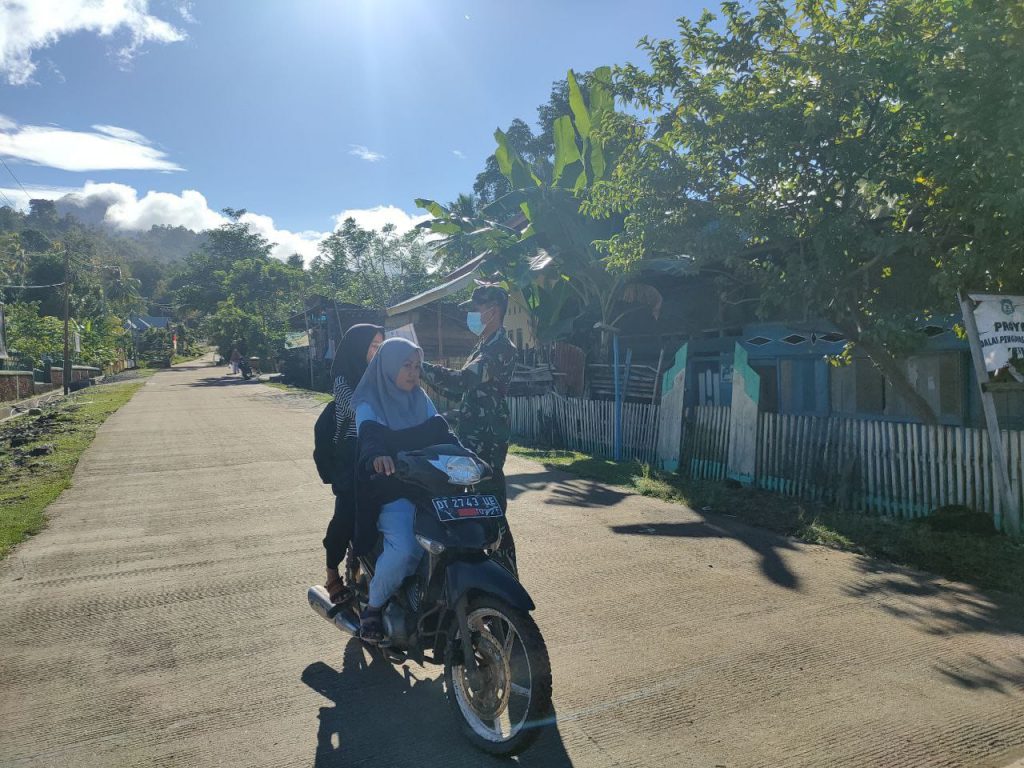 Koramil 1413-14 Wangi Wangi Sosialisasikan Prokes