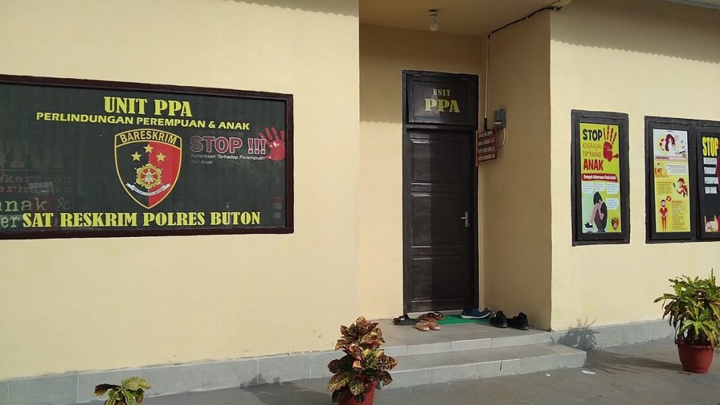 Oknum Guru Beri Makan Sampah Ke Siswa, Keluarga  Lapor Polisi