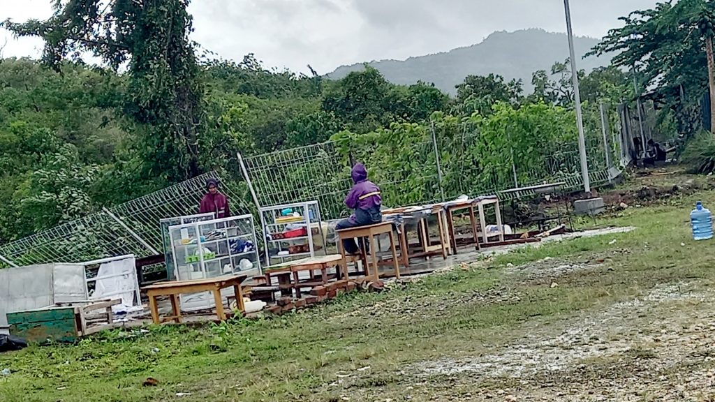 Hujan Disertai Angin Sebabkan Banjir dan Pohon Tumbang