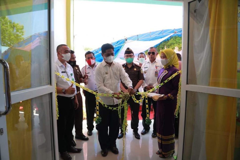 Bupati Buton Resmikan Gedung Baru Puskesmas Lasel