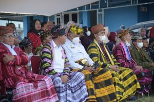 Bupati Buton Hadiri Pesta Adat Tahunan Wabula