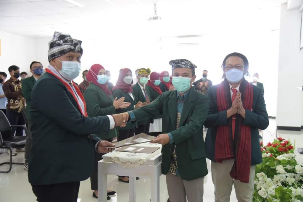 Dr. Elwin S.p Rad Terpilih sebagai Ketua Pengurus IDI Cabang Buton