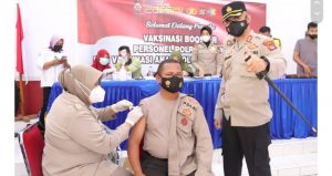 Penyuntikan Vaksin Booster untuk Aparat Kepolisian Dimulai