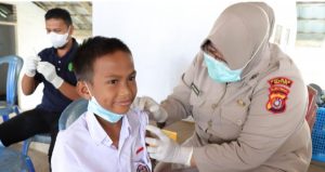 Lagi, Polres Buton Bersama Pemda Buton Gelar Vaksinasi Anak Usia 6 – 11 Tahun