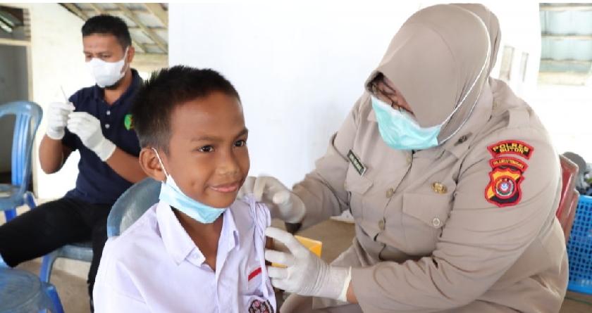Lagi, Polres Buton Bersama Pemda Buton Gelar Vaksinasi Anak Usia 6 – 11 Tahun