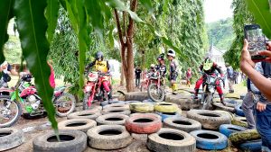 Bupati lepas 120 Rider peserta One Day Trail Adventure Explore Buton Part 1