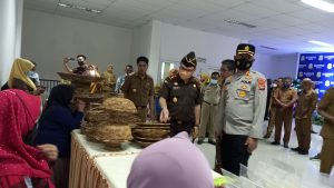 Bappeda Buton Gelar Pameran Mini UMKM di Takawa