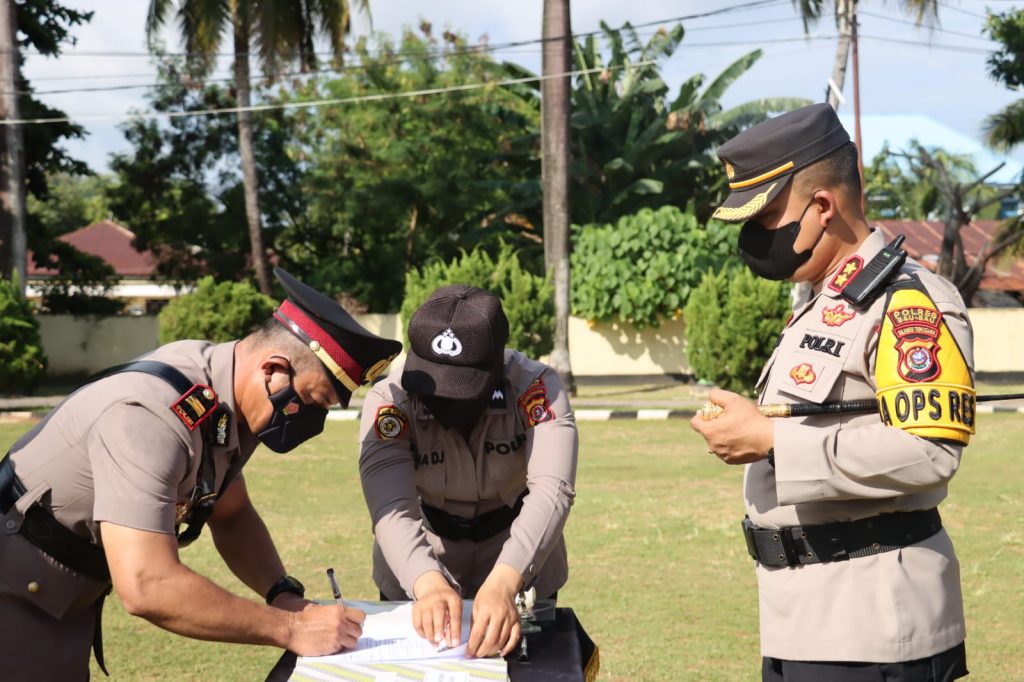 Sejumlah Perwira Polres Baubau Berganti, Erwin : Jangan Saling Menjatuhkan