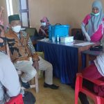 Vaksinasi Dosis 2 Capai 66 Persen, Anggota DPRD Buton Apresiasi Kinerja Nakes, TNI-Polri di Barangka
