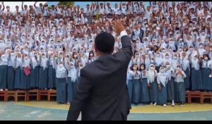 Euforia Kelulusan SMAN 1 Baubau Dikritik