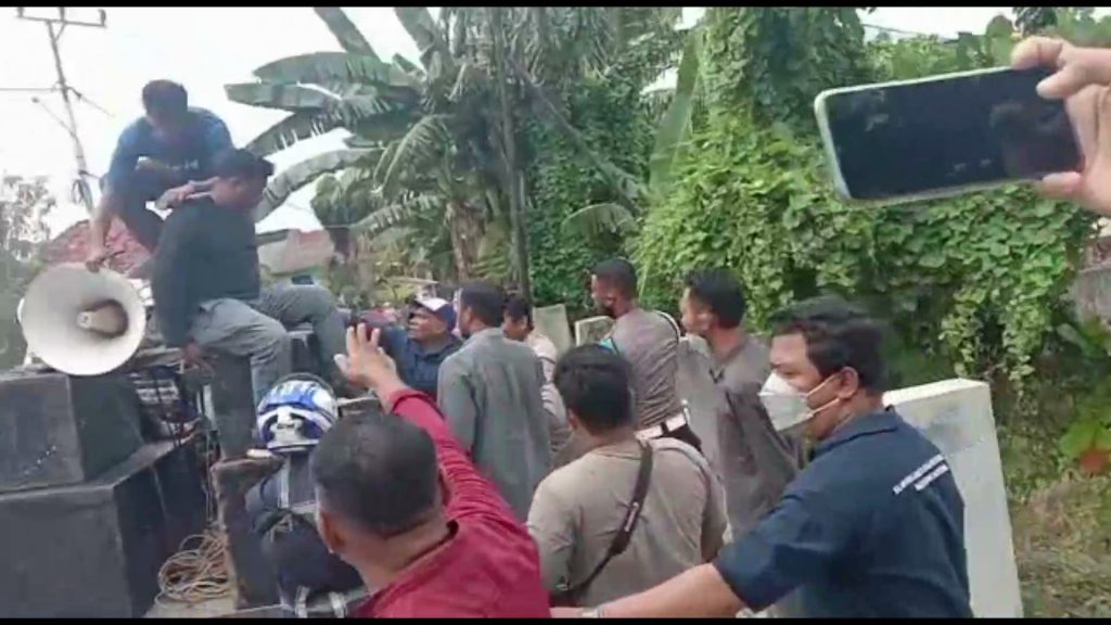 Sekelompok Preman di Wakatobi bubarkan Paksa dan Kejar Mahasiswa yang Berunjukrasa