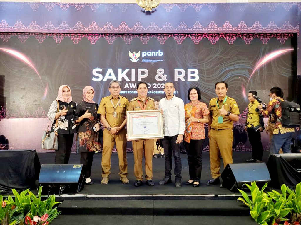 Pemkab Buton Sabet  Penghargaan dari KemenPAN-RB