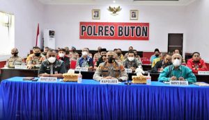 Kapolres Buton Ikuti Rakor Jelang Mudik Lebaran 2022 Bersama Kapolri