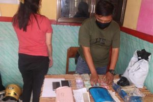 Polres Muna Grebek Tempat Judi Togel, Seorang Wanita Bandar Judi Ditangkap