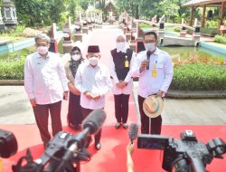 Gubernur Ridwan Kamil Temani Wapres Tinjau Lokasi Program Integrated Farming di Purwakarta