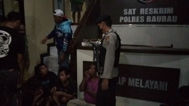 Main Judi Dadu di bulan Ramadhan, 24 Warga Baubau Diamankan Polisi