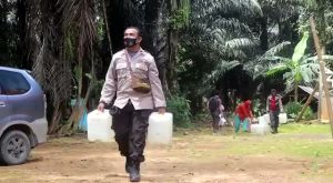 Polres Muna Gerebek Produksi Miras Tradisional, 2,3 Ton Miras Diamankan