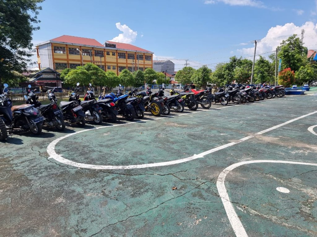 Polres Baubau Tilang 34 Unit Sepeda Motor Balap Liar