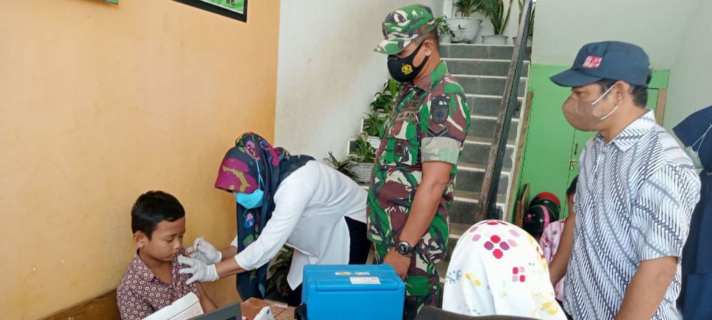 Kodim 1413 Buton Pantau Vaksinasi Covid di Bulan Ramadan