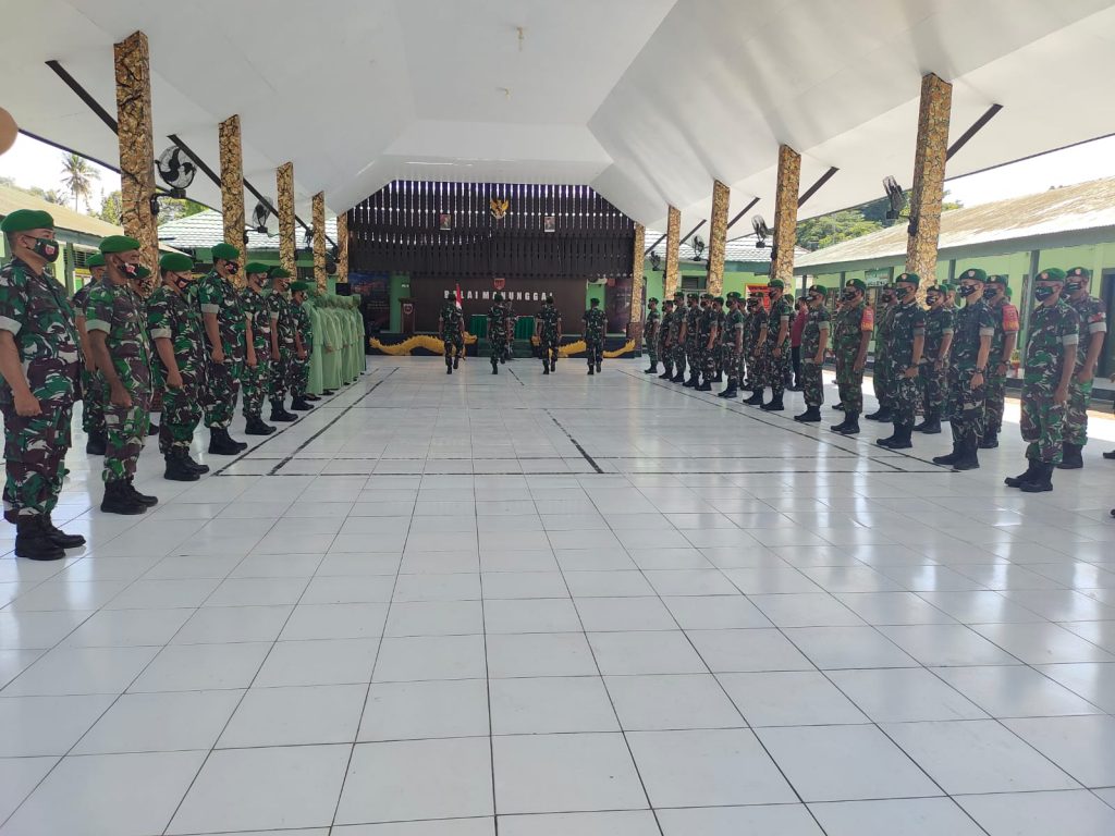 Puluhan Anggota Bintara dan Tamtama Kodim 1413 Buton Naik Pangkat