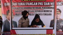 Polres Baubau Berikan Bantuan Tunai Pangan ke Ribuan PKL dan Warung