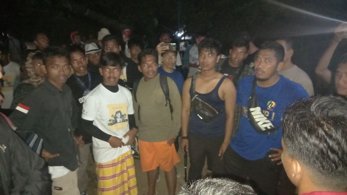 Peserta Napak Tilas Kecewa Tak Diberi Air dan Makanan oleh EO