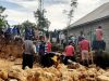 Masyarakat Awainulu Antusias Gotong Royong Bangun Mesjid Nurul Falah