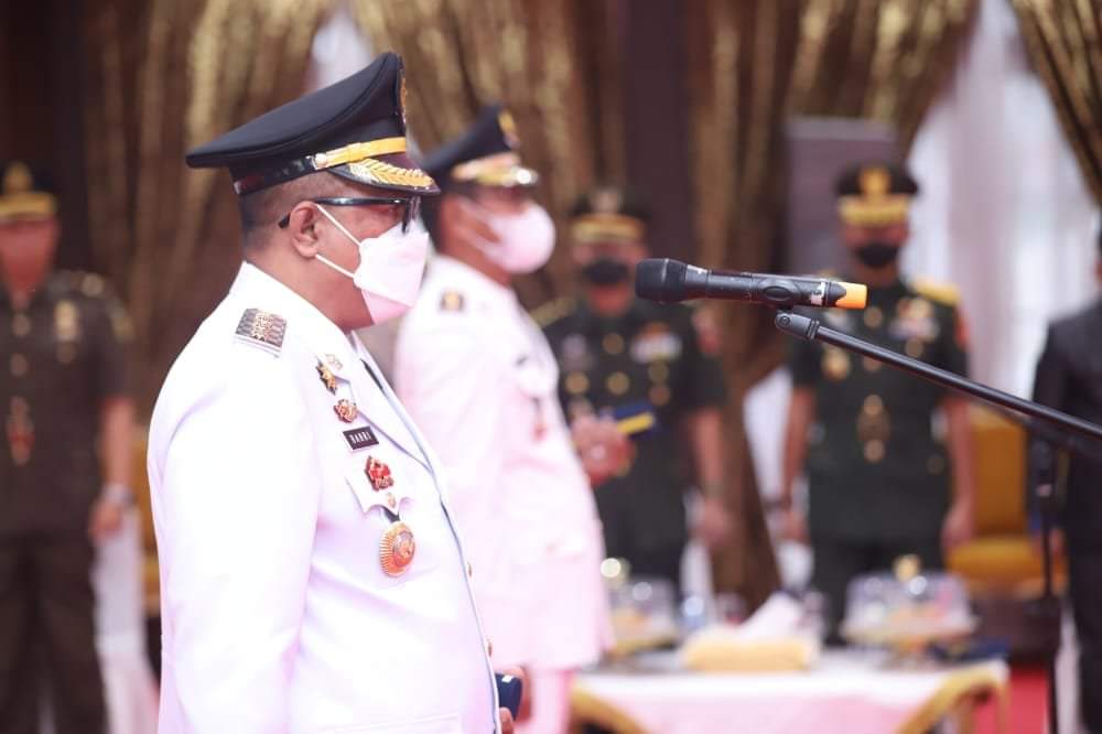 Gubernur Lantik Pj Bupati Muna Barat dan Busel