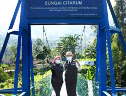 Resmikan Jembatan Gantung Simpay Asih, Ridwan Kamil: Ekonomi Warga Bisa Meningkat