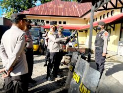 Jelang Kunjungan Kerja Presiden RI Kapolres Buton Cek Kondisi Kendaraan Dinas