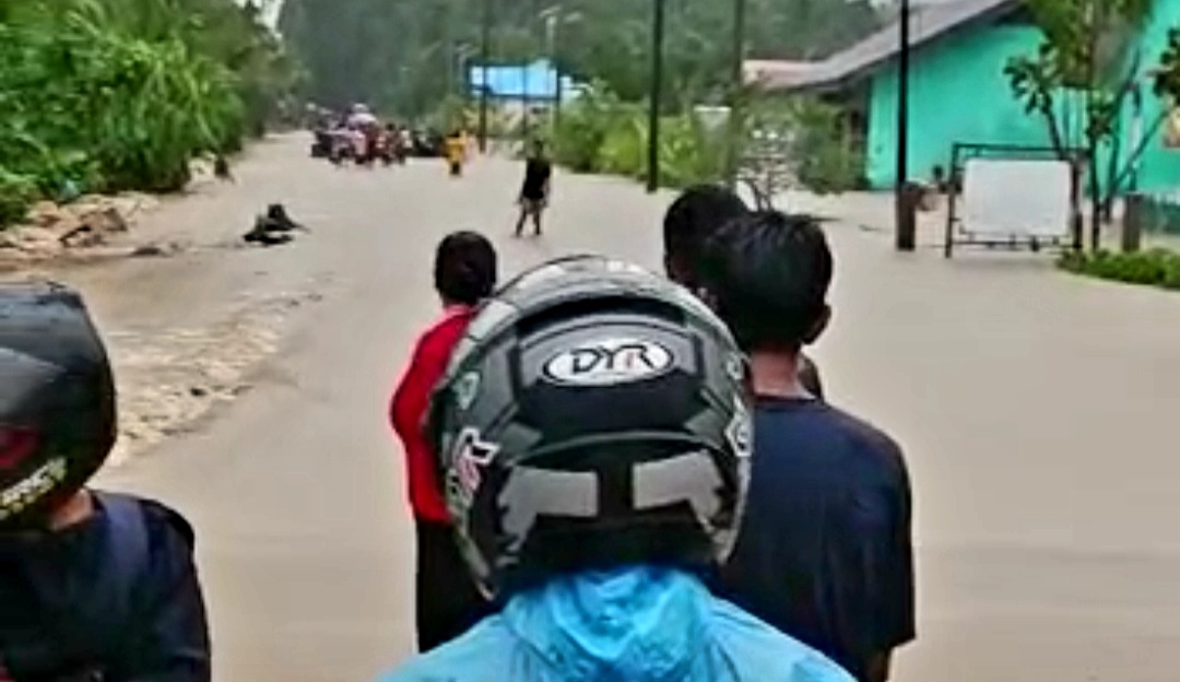 Jadi Langganan Banjir, Warga Tanamaeta Minta Perhatian Pemkab Buton Jadi Langganan Banjir, Warga Tanamaeta Minta Perhatian Pemkab Buton