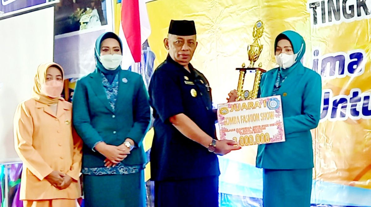 Semarak Puncak HKG PKK Ke - 50 Tingkat Kabupaten Buton Semarak Puncak HKG PKK Ke - 50 Tingkat Kabupaten Buton