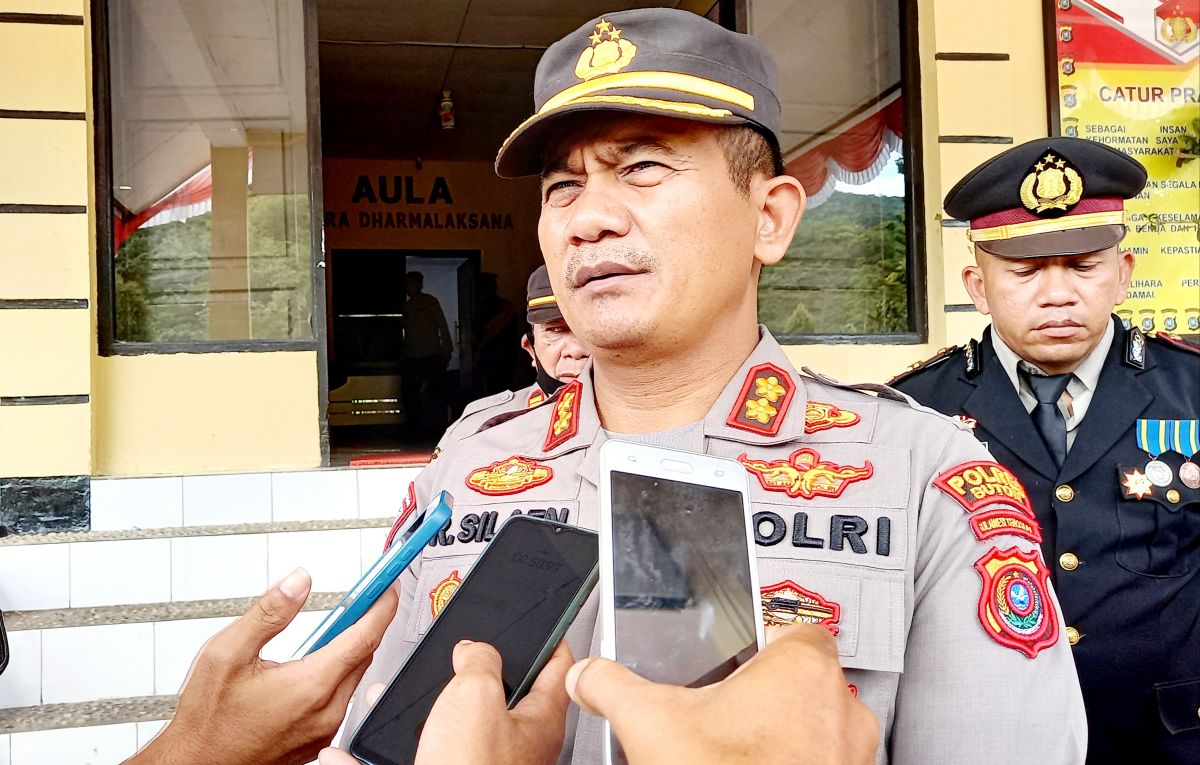 Polres Buton Gelar Acara Kenal Pamit Kapolres