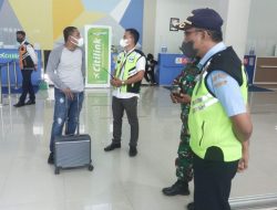 Bercanda “Ada Bom dalam Tas” Mantan Bupati Busel Diturunkan dari Pesawat