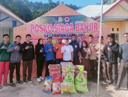 PMR dan OSIS SMAN 1 Pasarwajo Berikan Bantuan pada Korban Banjir di Lasalimu