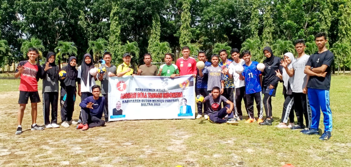 Jelang Porprov 2022 ABTI Buton Lakukan Rekrutmen dan Latihan Atlet Bola Tangan