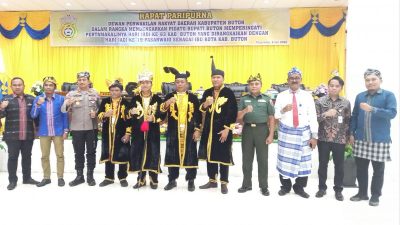 Hadiri Paripurna HUT Kabupaten Buton, Bupati Buton Izin Pamit dan Sampaikan Maaf