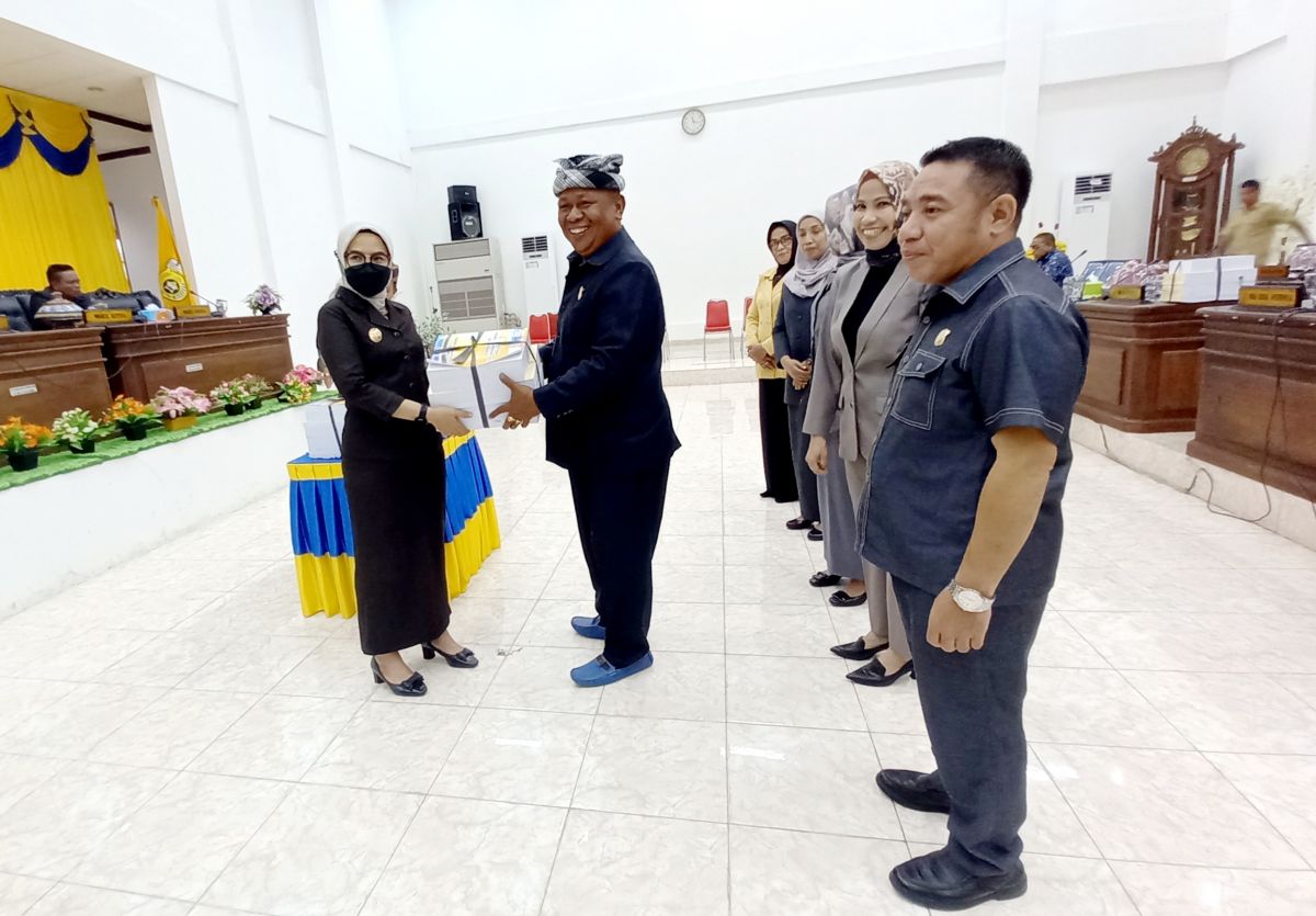 DPRD Gelar Sidang Paripurna LKPJ Bupati Buton