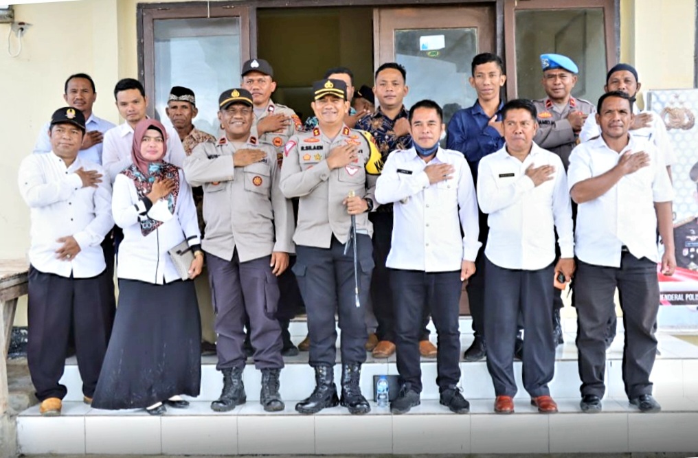 Kapolres Buton Kunker di Polsek Lapandewa